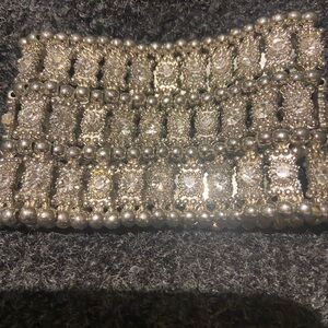 Elegant Silver Bracelet Crystal Accents
Blinding Sparkle SEE video and ❤️❤️❤️